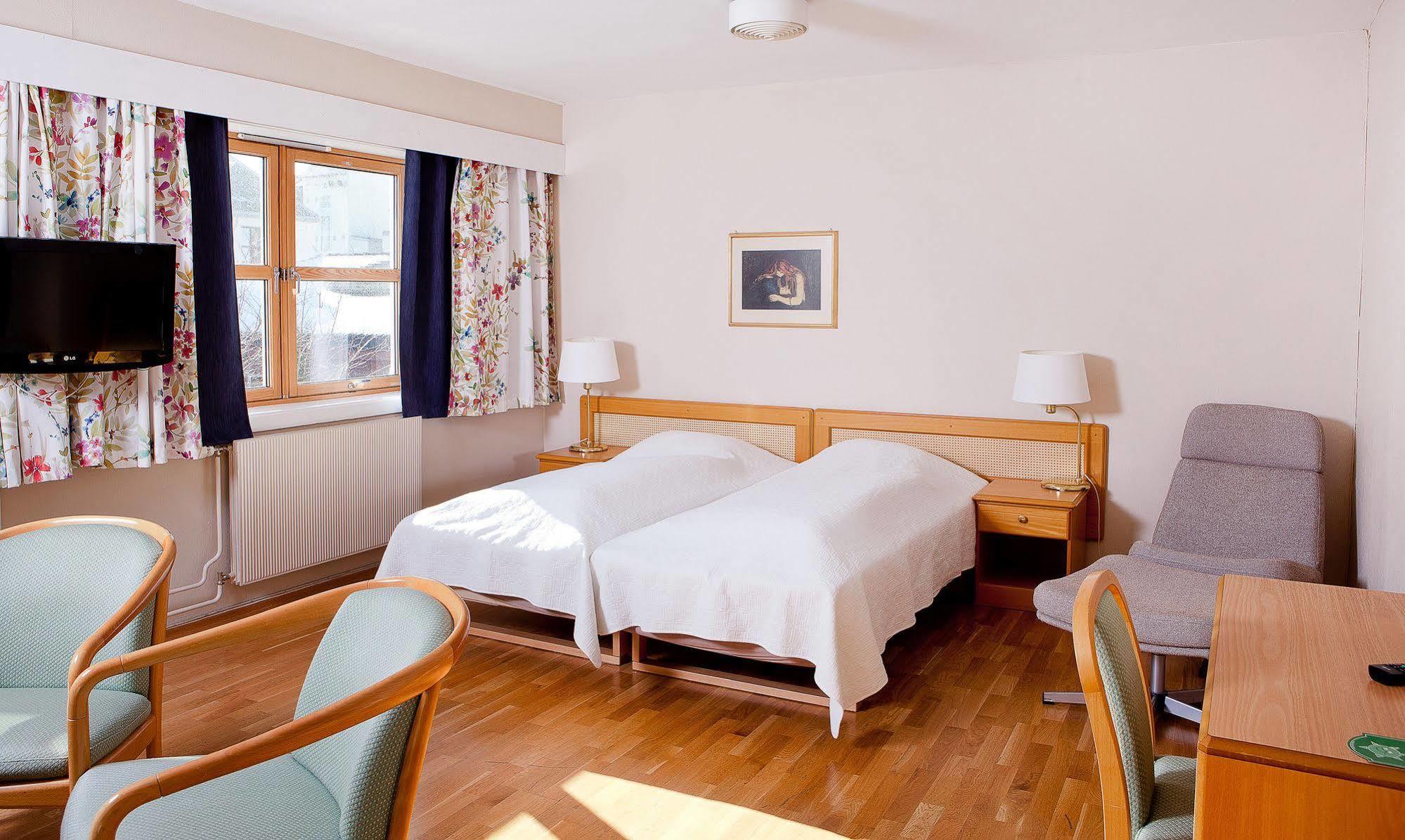 Verdal Hotell Verdalsora Extérieur photo