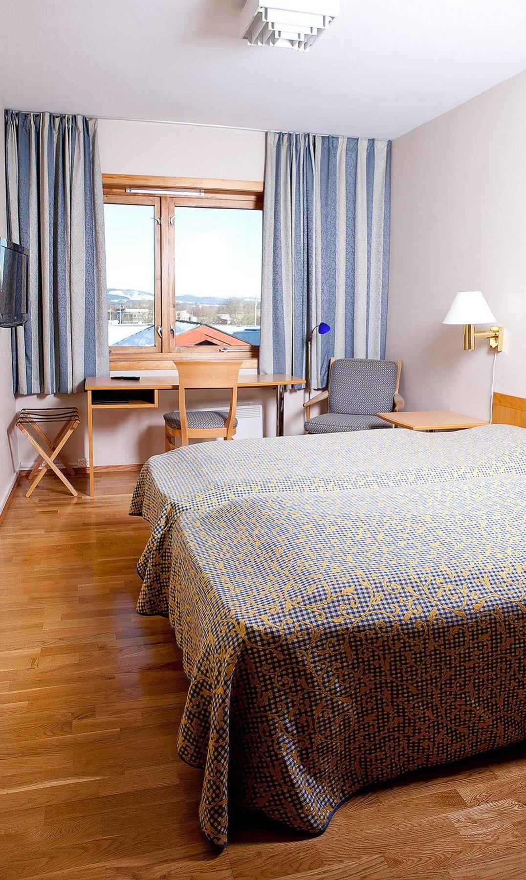 Verdal Hotell Verdalsora Extérieur photo